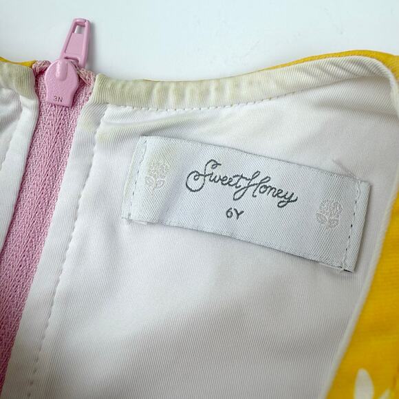 SweetHoney Floral Rash Guard Ruffle Swimsuit - Picture 5 of 10